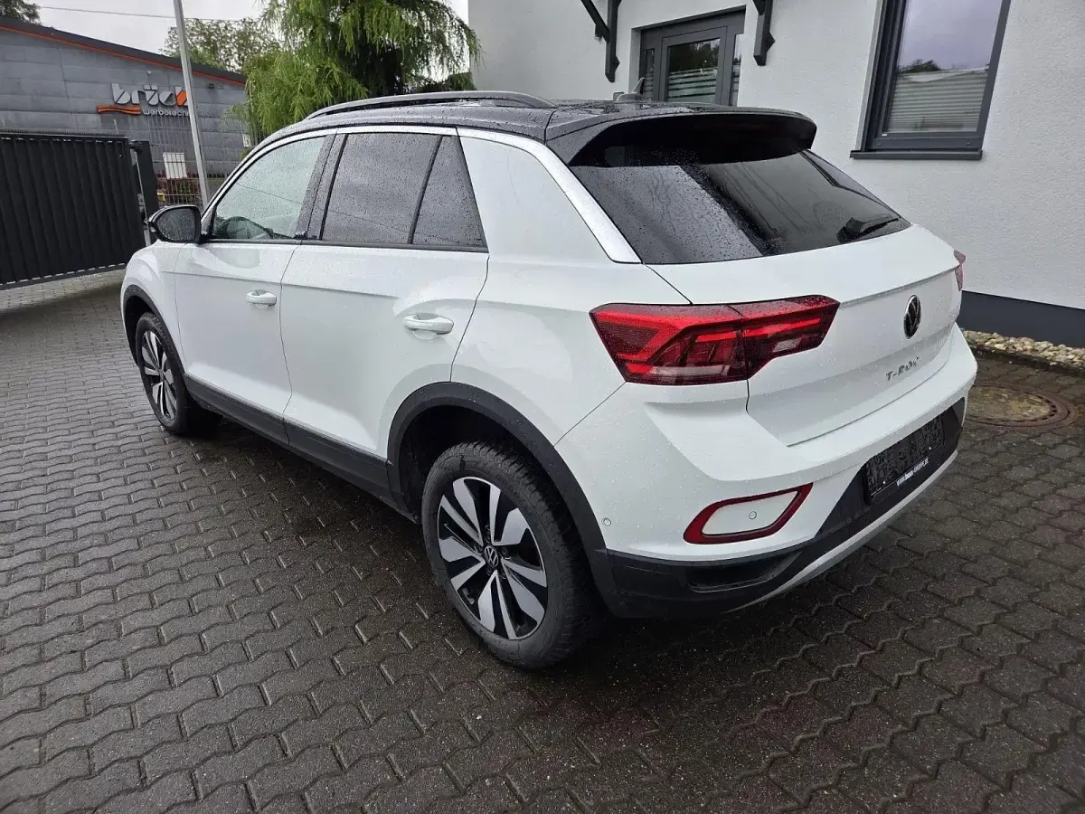 Gebraucht VW T-Roc Move 150 PS (110 kW) 2023 Weiß SUV