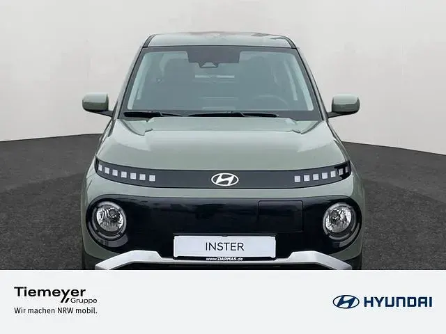 Gebraucht Hyundai Inster Select 85 kW (116 PS) 2024 Weiß Kleinwagen