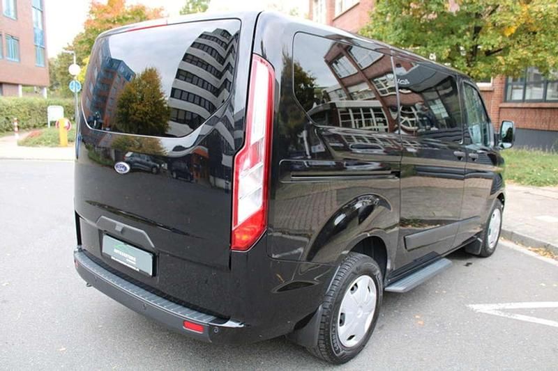 Gebraucht Ford Transit Custom Trend 131 PS (96 kW) 2023 Schwarz Van / Kleinbus