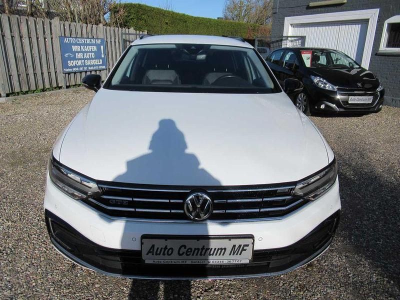 Gebraucht VW Passat GTE 156 PS (114 kW) 2020 Weiß Kombi