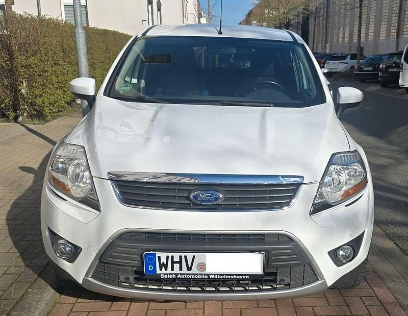 Gebraucht Ford Kuga 136 PS (100 kW) 2010 Weiß SUV