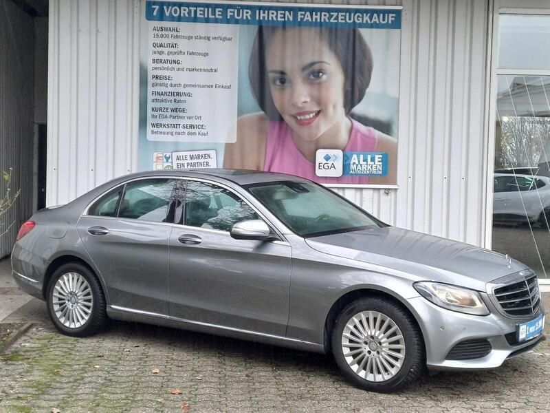 Grau metallic Gebraucht 2014 Mercedes C200 Avantgarde | 18.260 € - Bild 1/4