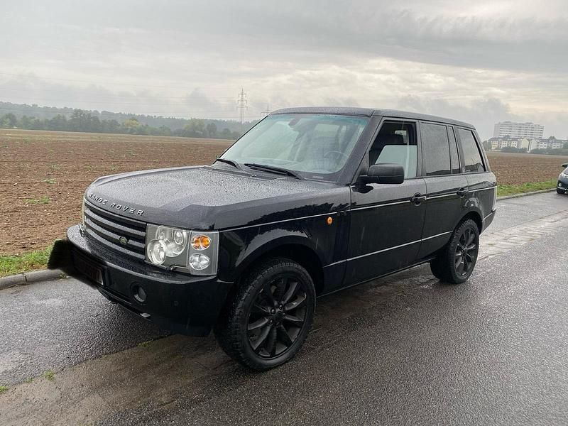 Schwarz Gebraucht 2004 Land Rover Range Rover Vogue SUV | 6.750 € - Bild 1/4