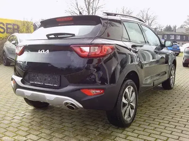 Gebraucht Kia Stonic Vision 101 PS (74 kW) 2023 Schwarz SUV
