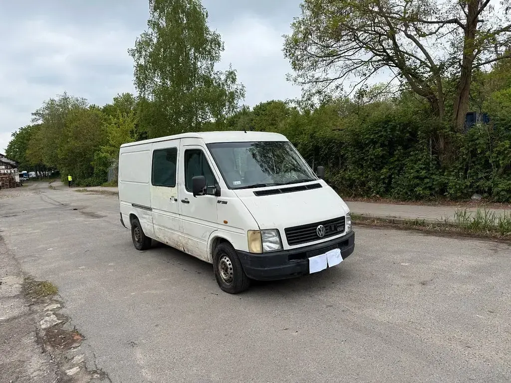 Occasion VW LT 109 ch (80 kW) 2003 Blanc Berline