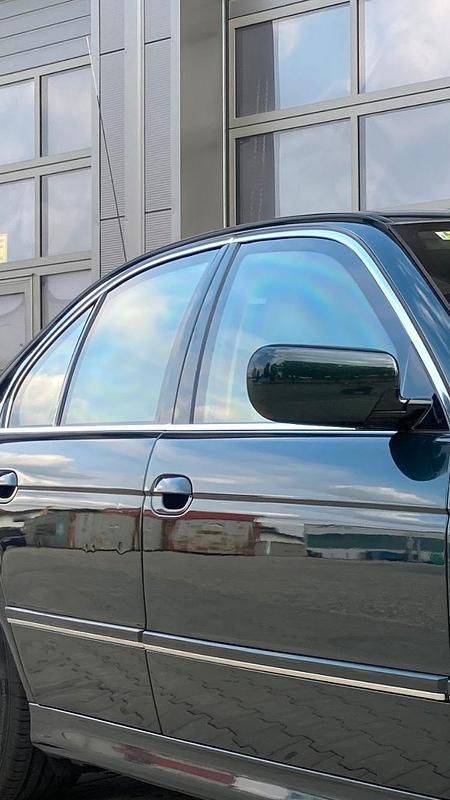 Gebraucht BMW 540 286 PS (210 kW) 2001 Grün Limousine