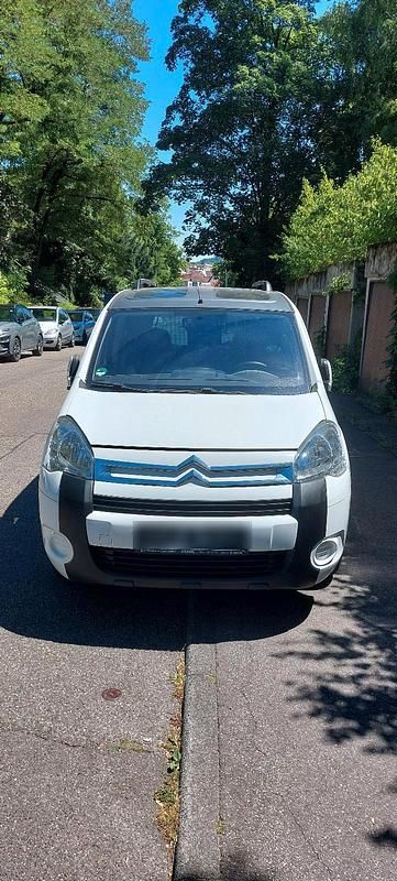 Gebraucht Citroën Berlingo 109 PS (80 kW) 2009 Weiß Van / Kleinbus