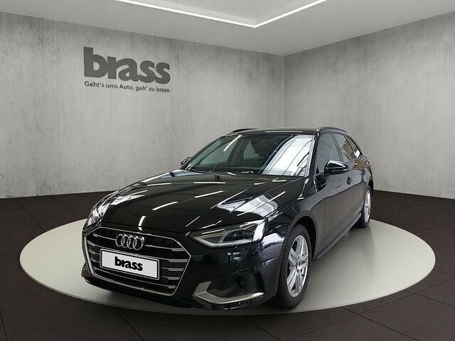 Gebraucht Audi A4 Advanced Plus 204 PS (150 kW) 2023 Mythosschwarz metallic Kombi