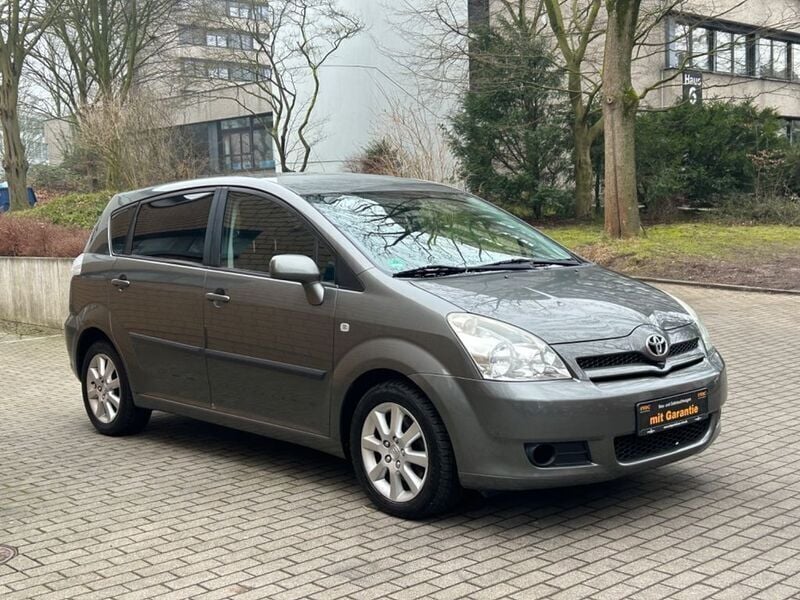 Gebraucht Toyota Corolla Verso Executive 129 PS (94 kW) 2005 Grau Van / Kleinbus
