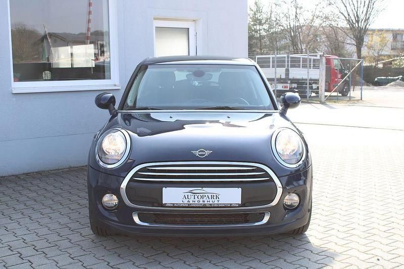 Gebraucht Mini ONE 102 PS (75 kW) 2018 Blau Kleinwagen