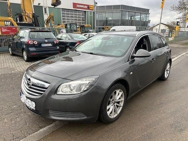 Gebraucht Opel Insignia Edition 160 PS (117 kW) 2012 Grau Kombi