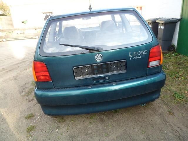 Gebraucht VW Polo 61 PS (44 kW) 1995 Grün Kleinwagen
