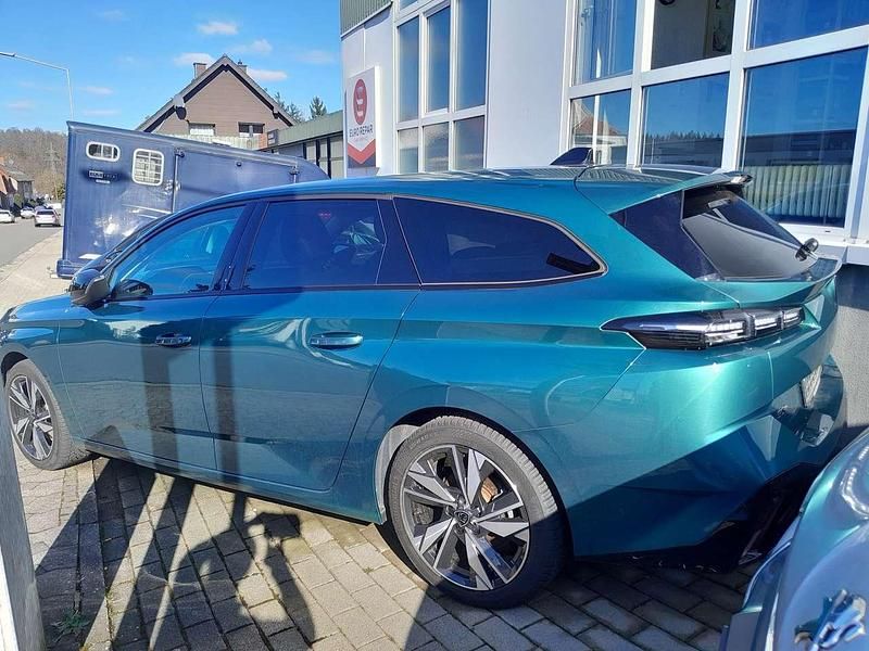 Gebraucht Peugeot 308 SW Allure 131 PS (96 kW) 2023 Avatar blau Kombi
