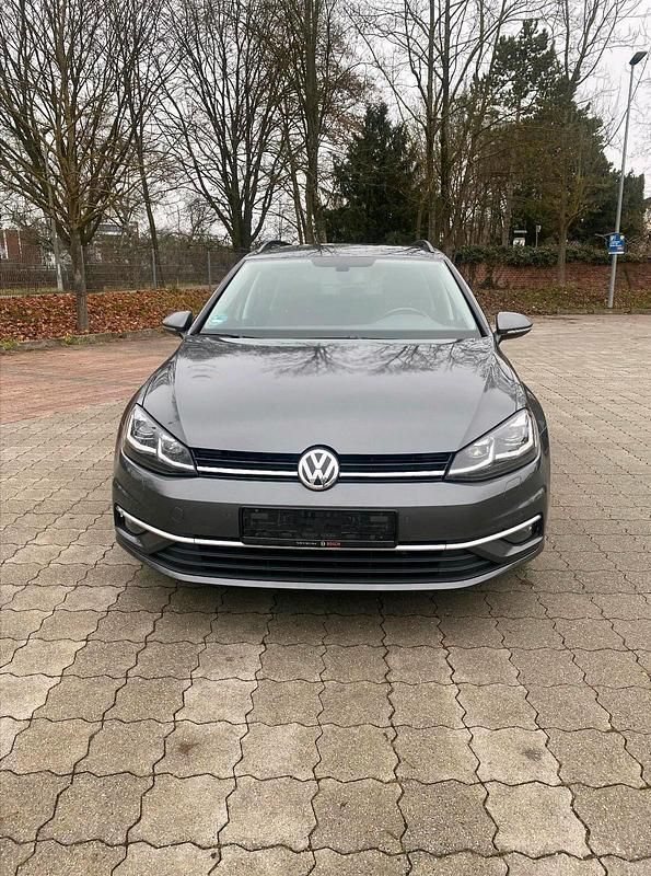 Gebraucht VW Golf VII 150 PS (110 kW) 2019 Grau Kombi