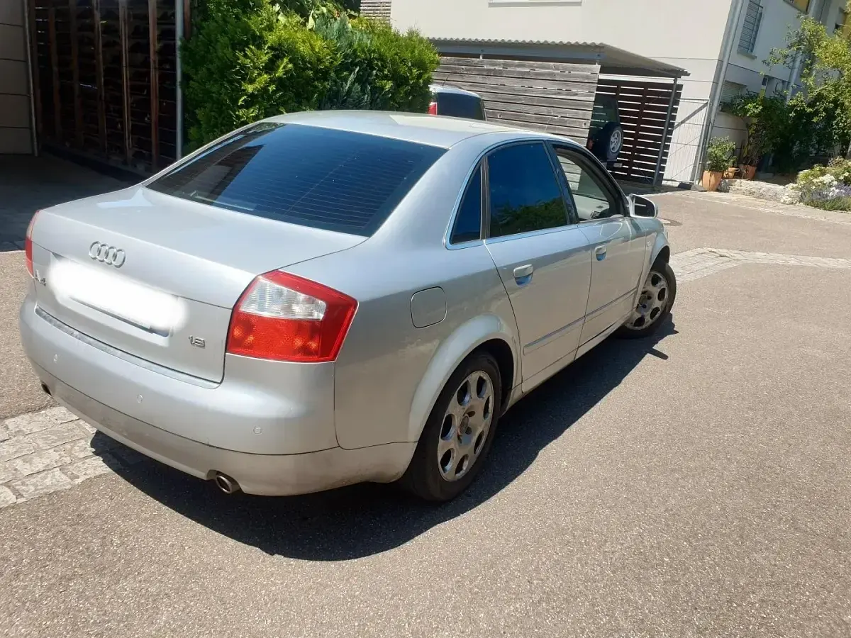 Gebraucht Audi A4 190 PS (139 kW) 2004 Grau Limousine