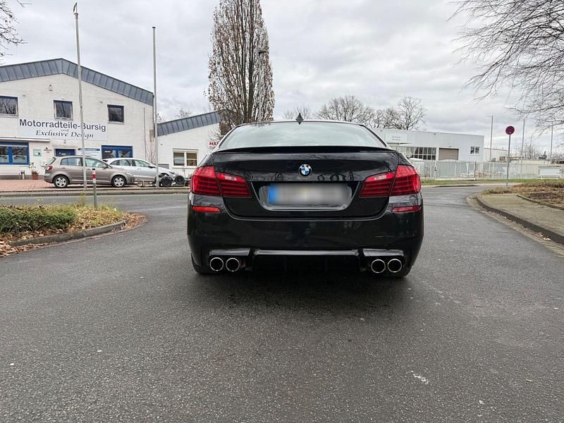Gebraucht BMW 550 Luxury Line 449 PS (330 kW) 2014 Schwarz Limousine