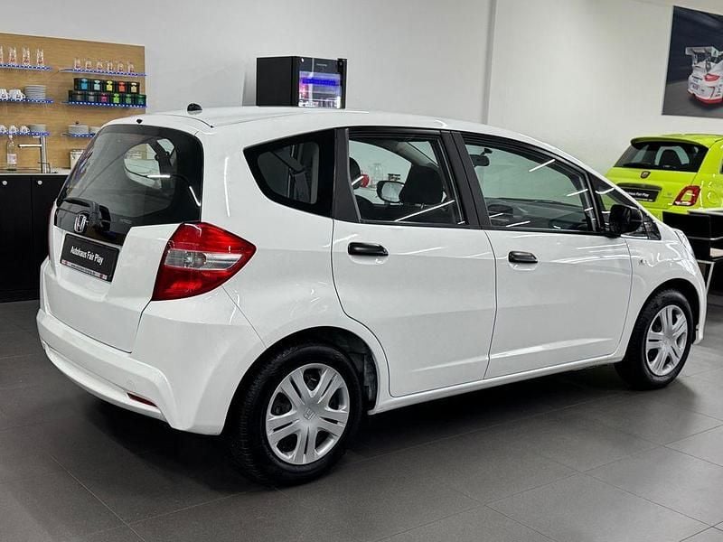 Gebraucht Honda Jazz S 90 PS (66 kW) 2013 Weiß Kleinwagen