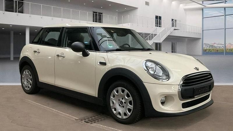 Weiß Gebraucht 2015 Mini ONE Kleinwagen | 7.650 € (Superpreis) - Bild 1/4