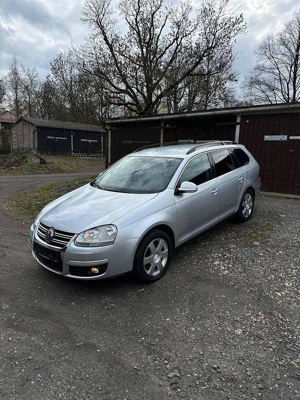 Gebraucht VW Golf V 105 PS (77 kW) 2008 Silber Kombi