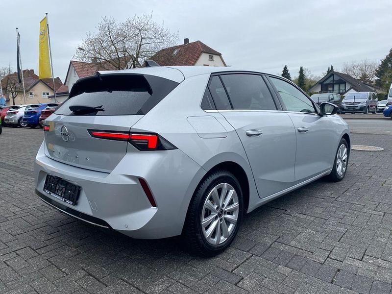 Gebraucht Opel Astra Elegance 131 PS (96 kW) 2023 Silber Limousine