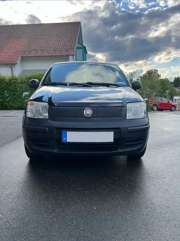Occasion Fiat Panda 69 ch (50 kW) 2011 Bleue Citadine
