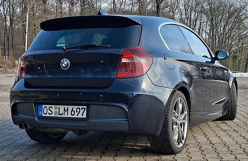 Gebraucht BMW 130 Advantage 258 PS (189 kW) 2007 Schwarz Kleinwagen