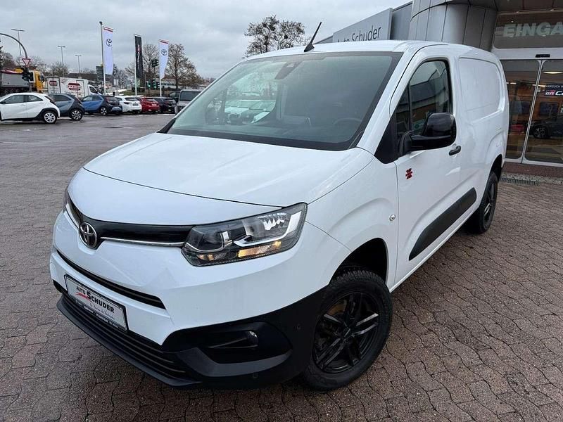 Gebraucht Toyota Proace 131 PS (96 kW) 2024 Ice white Van / Kleinbus