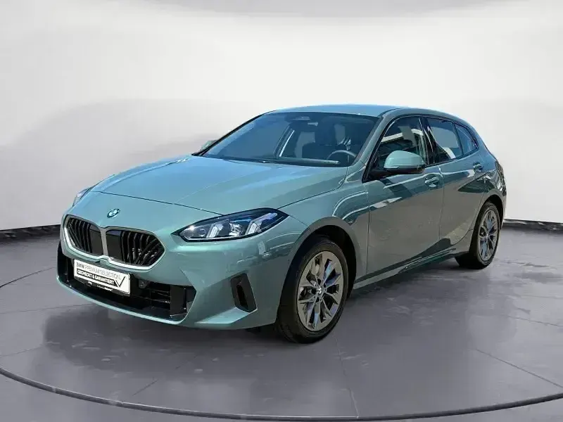 Gebraucht BMW 120 Sport Line 170 PS (125 kW) 2025 Kleinwagen