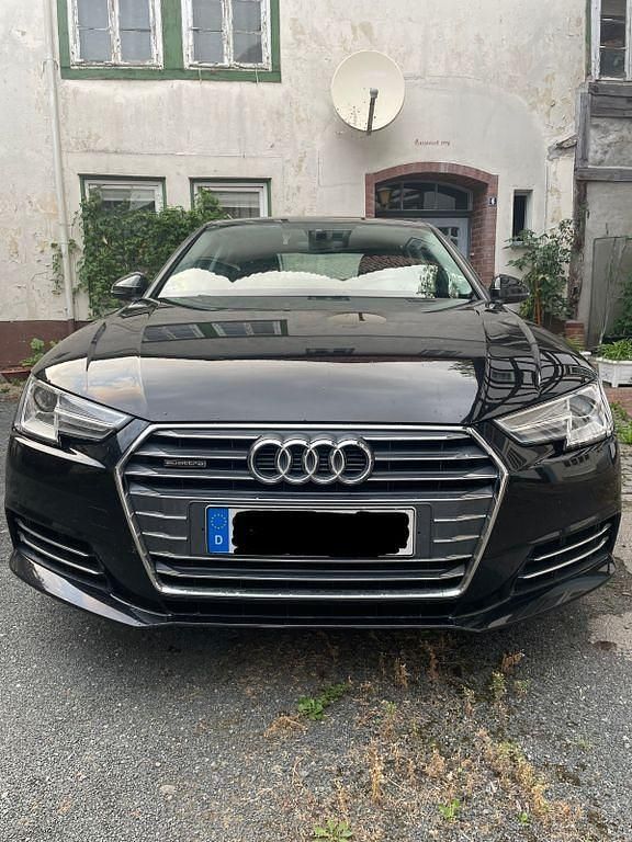 Gebraucht Audi A4 Sport 190 PS (139 kW) 2016 Schwarz Limousine