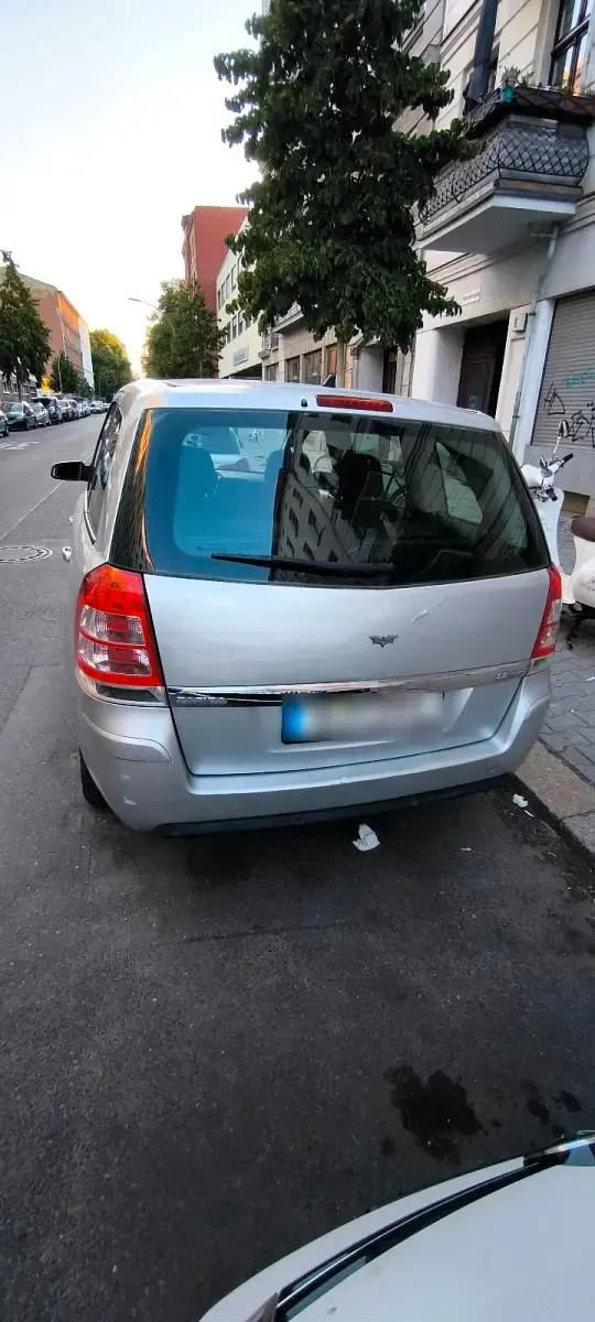 Gebraucht Opel Zafira 150 PS (110 kW) 2008 Silber Van / Kleinbus