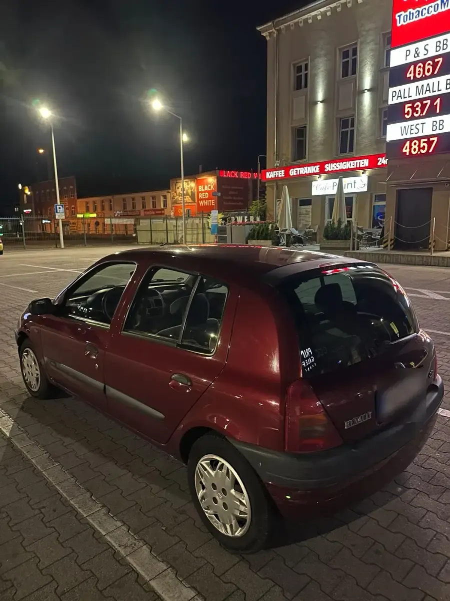 Gebraucht Renault Clio 73 PS (53 kW) 1999 Rot Kleinwagen