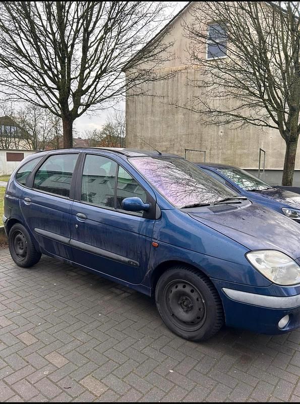 Blau Gebraucht 2001 Renault Scénic Van / Kleinbus | 950 € (Guter Preis) - Bild 1/4