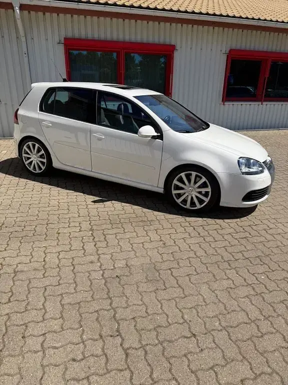 Gebraucht VW Golf VI R 250 PS (183 kW) 2008 Weiß Kleinwagen