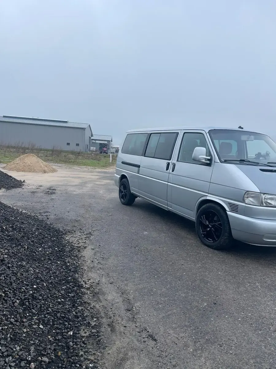 Używany VW T4 151 KM (111 kW) 2003 Srebrny Van