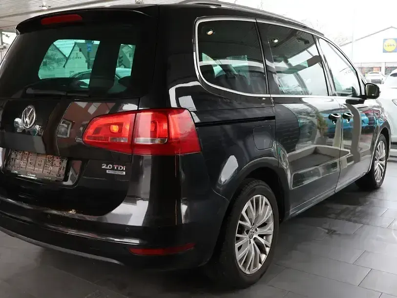 Gebraucht VW Sharan Highline 140 PS (102 kW) 2011 Schwarz Van / Kleinbus