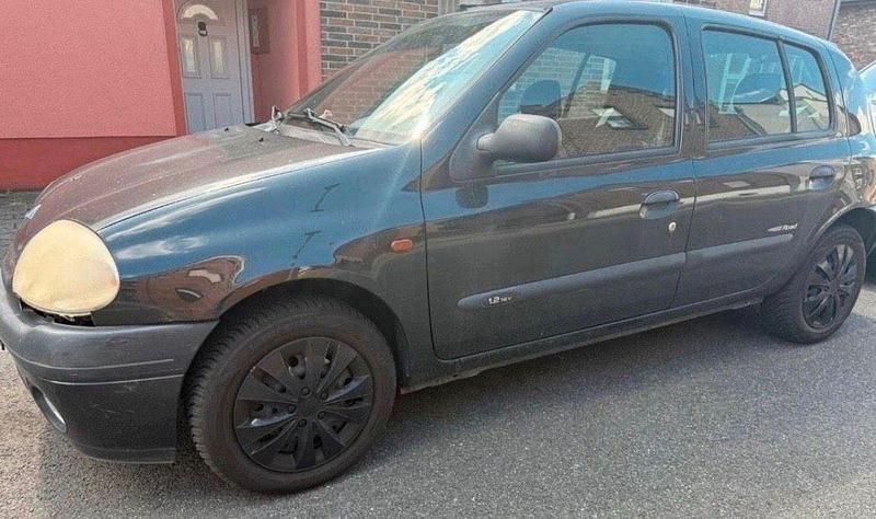 Gebraucht Renault Clio II 75 PS (55 kW) 2001 Schwarz Kleinwagen