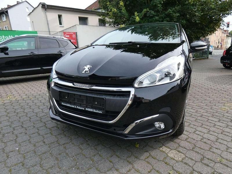 Noir perla nera Gebraucht 2019 Peugeot 208 Active Kleinwagen | 10.300 € (Fairer Preis) - Bild 1/4