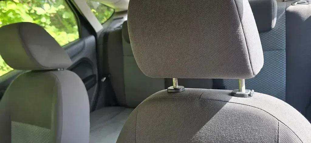 Brugt Ford Focus Trend 101 HK (74 kW) 2007 Grå Sedan