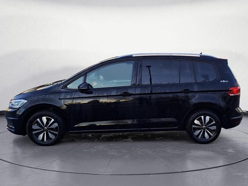 Gebraucht VW Touran Comfortline 150 PS (110 kW) 2025 Schwarz Van / Kleinbus