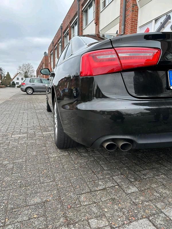 Gebraucht Audi A6 Ambiente 177 PS (130 kW) 2011 Schwarz Limousine