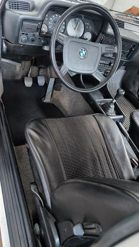 Gebraucht BMW 315 101 PS (74 kW) 1984 Kleinwagen