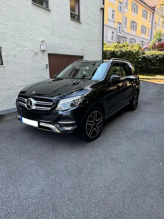 Gebraucht Mercedes GLE350 258 PS (189 kW) 2017 Schwarz SUV