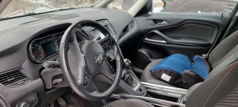 Gebraucht Opel Zafira Tourer 140 PS (102 kW) 2017 Braun Van / Kleinbus