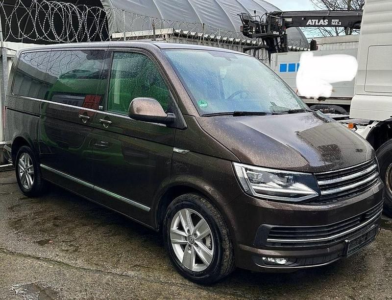 Gebraucht VW Multivan Generation Six 204 PS (150 kW) 2017 Braun Van