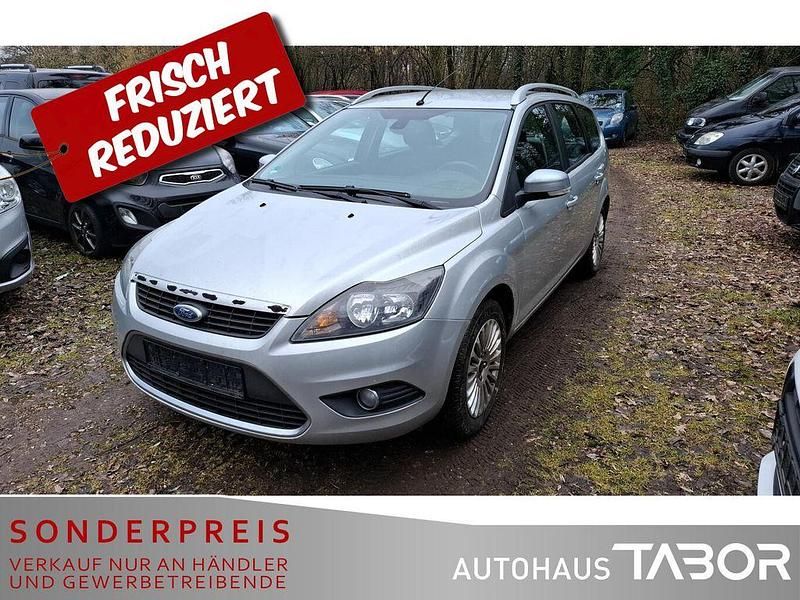 Gebraucht Ford Focus Titanium 125 PS (91 kW) 2010 Polarsilber metallic Kombi