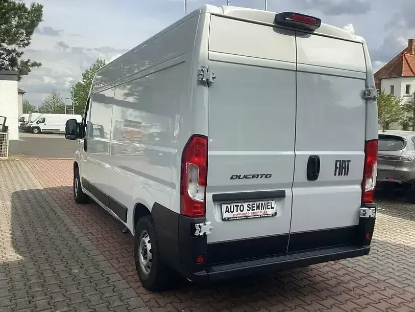 Używany Fiat Ducato 103 KM (75 kW) 2024 Biały Van