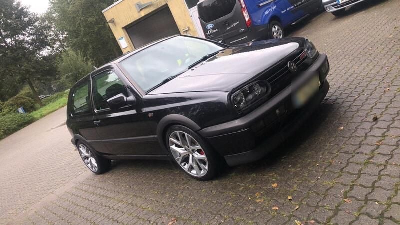 Schwarz Gebraucht 1995 VW Golf III GTI Kleinwagen | 4.800 € - Bild 1/4
