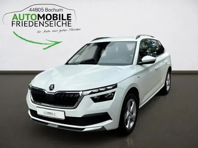 Moonweiss metallic Gebraucht 2023 Skoda Kamiq Tour SUV | 24.980 € (Fairer Preis) - Bild 1/4