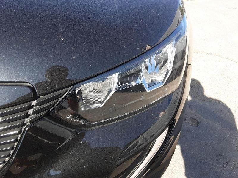 Gebraucht Peugeot e-2008 Allure 100 kW (136 PS) 2022 Schwarz SUV