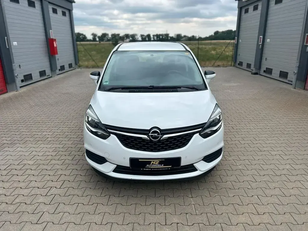 Gebraucht Opel Zafira Tourer Edition 136 PS (100 kW) 2018 Weiß Van / Kleinbus
